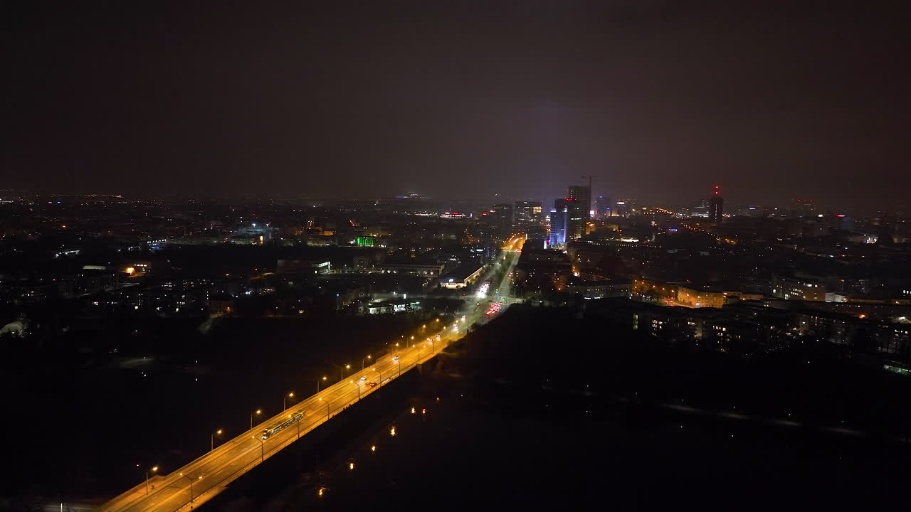 야간 도시 공중 전망