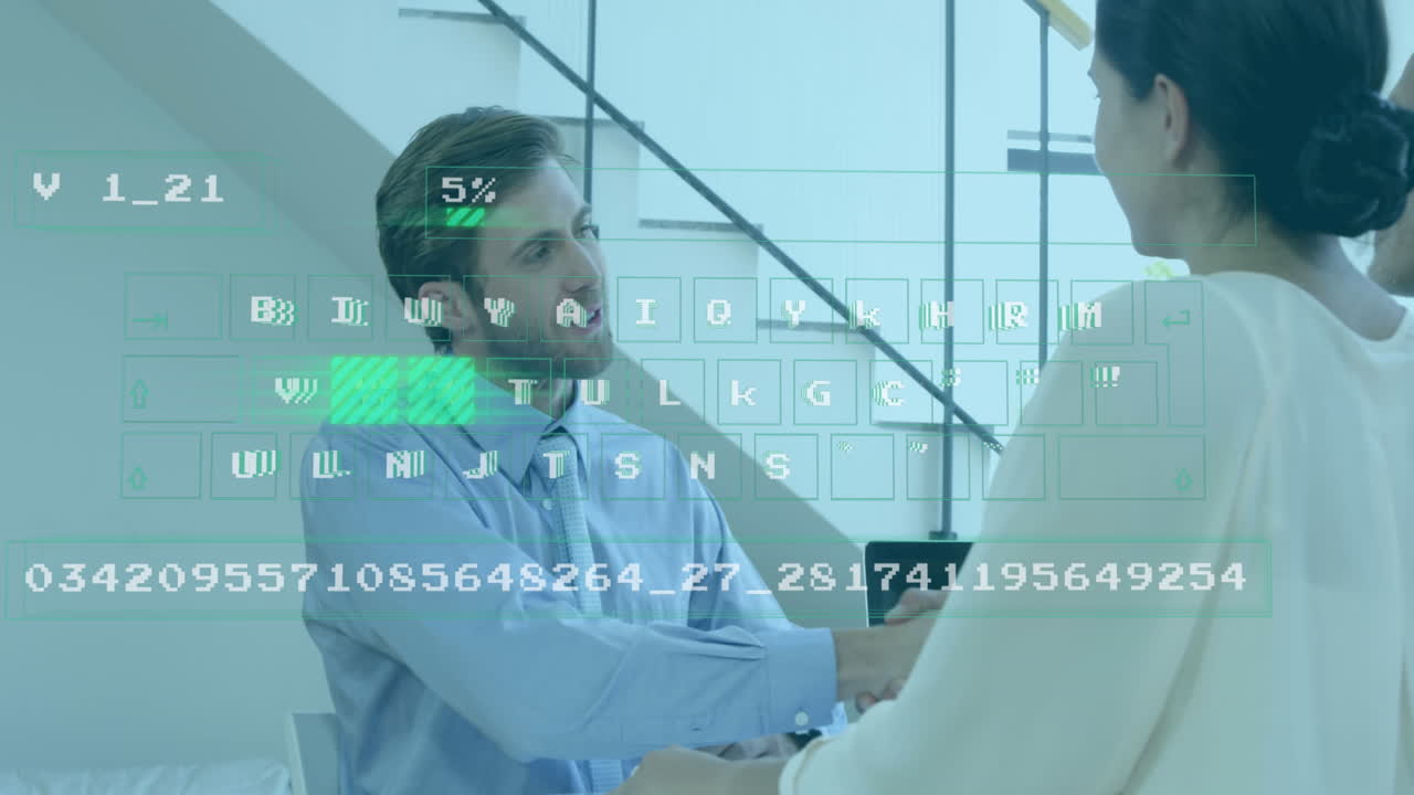 animación de números, barra de carga y teclado sobre diversos compañeros de trabajo discutiendo y estrechando la mano