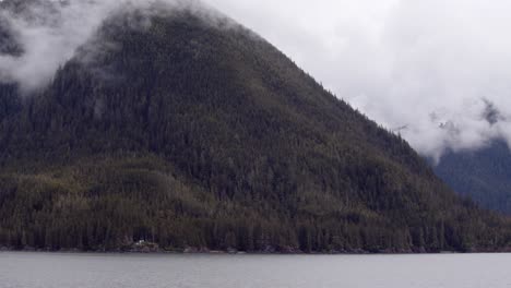 stevens passage transit, près de juneau en alaska