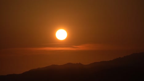 Hermosa-Puesta-De-Sol-Durante-El-Verano-Hd