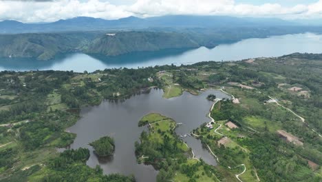 Agua-De-Los-Lagos-Guisante-Aeknetonang-Y-Toba