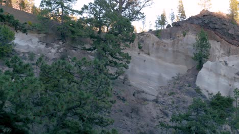 Lunar-landscape-formations-in-Teide-National-Park,-Tenerife