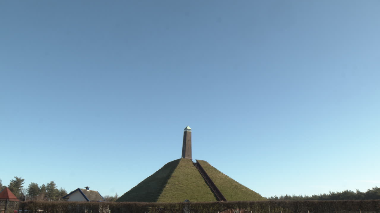 austerlitz 피라미드의 천천히 기울기 - 와이드