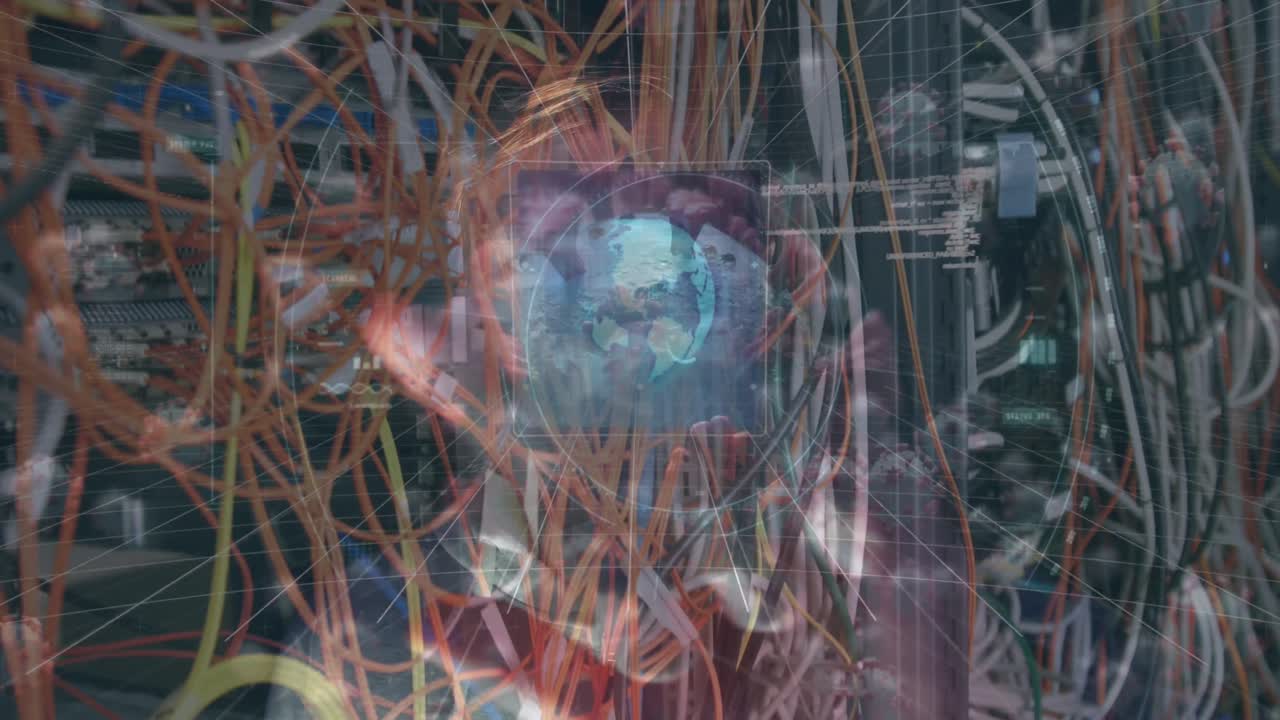 animación de un hombre caucásico analizando el procesamiento de datos de covid-19 en la interfaz digital contra el servidor