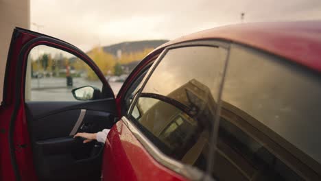 An-electric-vehicle-charging-in-Norway