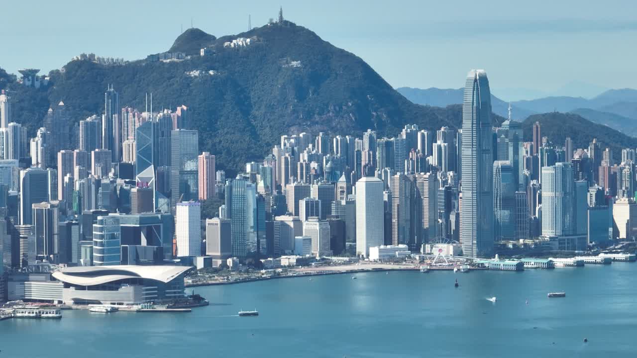 4k tele zoom vista del distrito central de hong kong - ángulo de vista aérea de panorámica lenta desde el cielo.