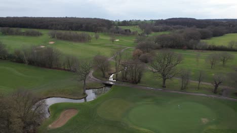 Campo-De-Golf-Vacío-Toot-Hill-Essex-En-Invierno-Vista-Aérea-De-Drones