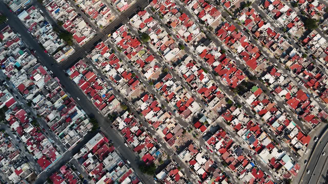 멕시코 라틴 아메리카 에 있는 에카테페크 의 도시 주택 을 높은 곳 에서 보십시오.