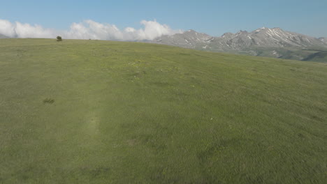 Panoramic-shot-of-Georgian-mountains,-giving-the-freedom-and-wanderlust-feel