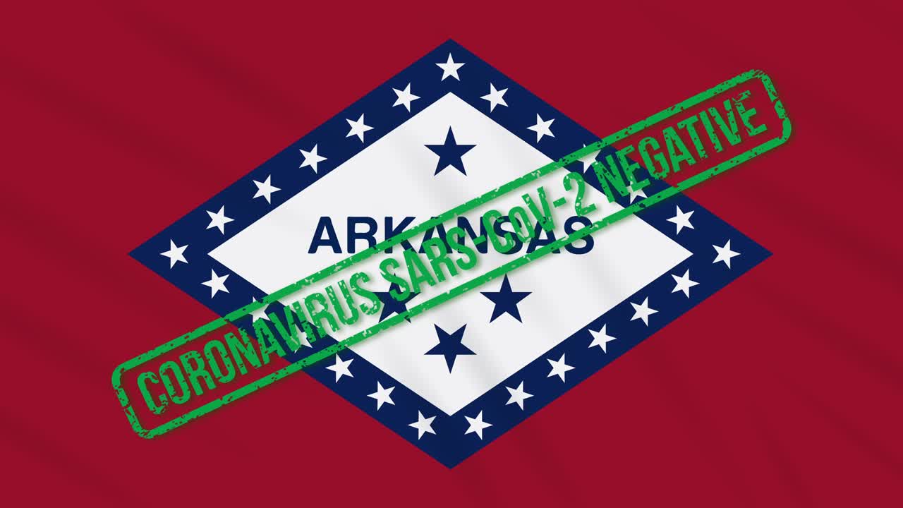 미국 아칸소 주 (arkansas state) 는 코로나 바이러스로부터의 자유의 녹색 스프를 가진 발을 흔들고 있습니다.