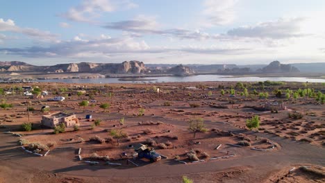 Drone-Establishing-Shot-of-Lake-Powell-in-the-Colorado-River-Utah-USA