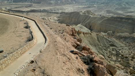 4K-High-resolution-drone-video-of-Ben-Gurion’s,-Tomb-National-Park,-Midreshet-Ben-Gurion,-Midreshet-Sde-Boker-BenGurion,-Grave-Site--Southern-Israel