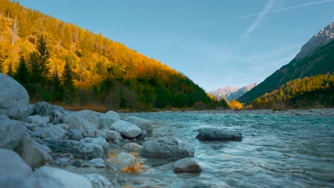 Isar-Berg-Fluss