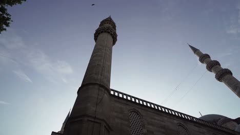 minaretten bij de suleiman-moskee in istanboel, turkije