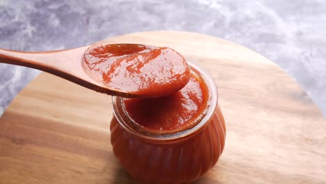 una deliciosa salsa de tomate casera