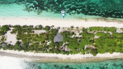 Overhead-View-Lodging-On-Kalanggaman-Island-With-Tropical-Palm-Trees-and-White-sand-Beach-At-Summer-In-The-Philippines