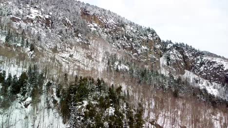 Moss-Cliff---Wilmington,-NY---DJI-Drone-Pan