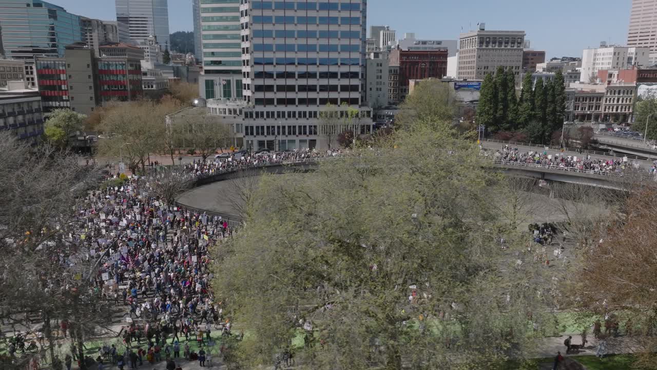 Drone shot of Portland, Oregon sign.