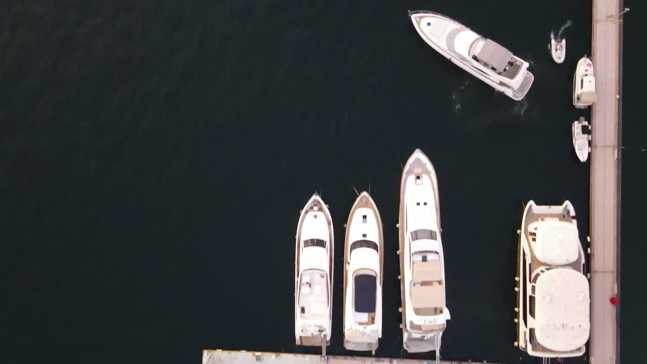 пристань для яхт док бассейн лодка 1