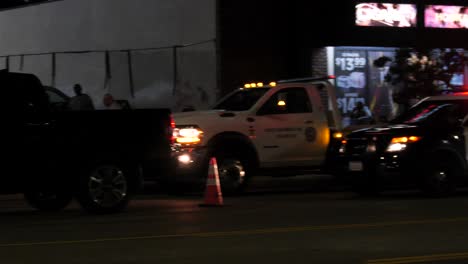 Coches-De-Policía-En-La-Escena-De-La-Emergencia