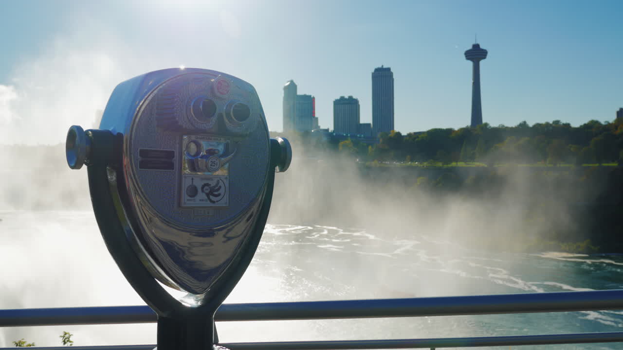 나이아가라 수로 1에서 쌍안경