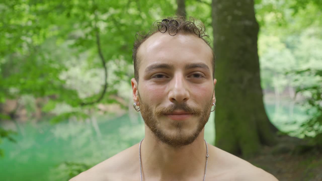 Rilassarsi, meditare all'aperto