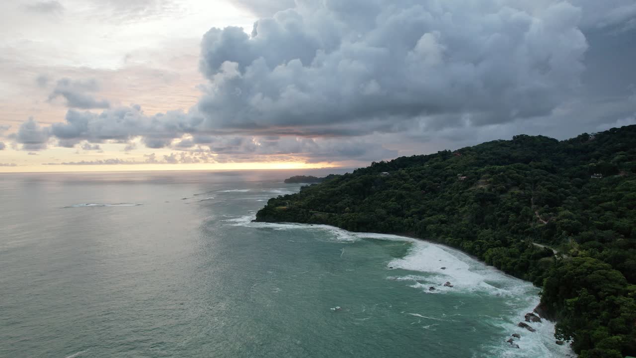 vista aérea del océano
