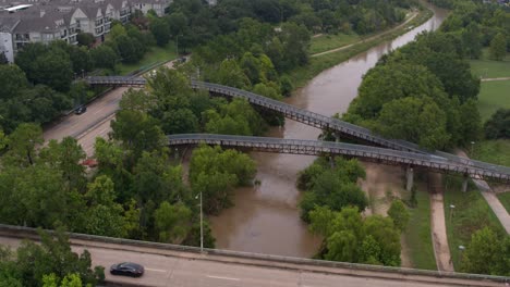 Drone-view-of-the-Buffalo-Bayou-in-Houston,-Texas