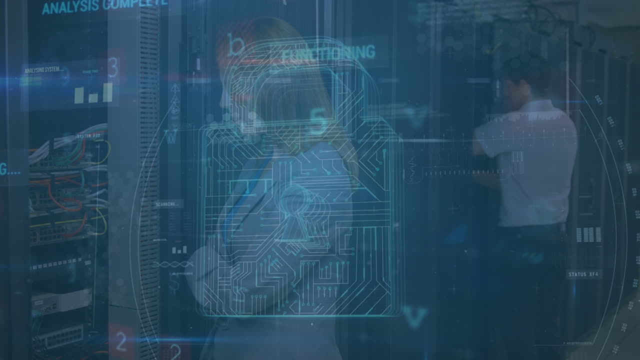 animatie van cyberaanval tekst en gegevensverwerking over blanke vrouwelijke it-technicus per server