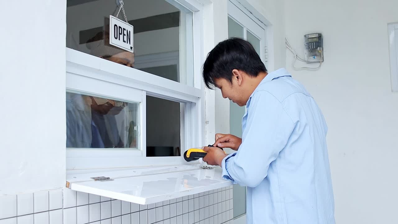 Customers are making transactions using EDC for ease of payment