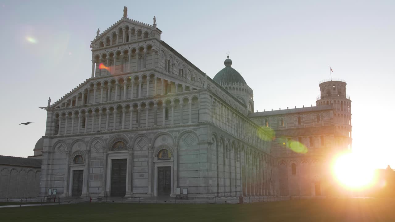 버드 크로싱, 태양 플레어가 있는 왼쪽으로 돌리 이동
