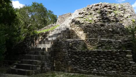"el rey", el templo del rey en el sitio maya de kohunlich - quintana roo, méxico