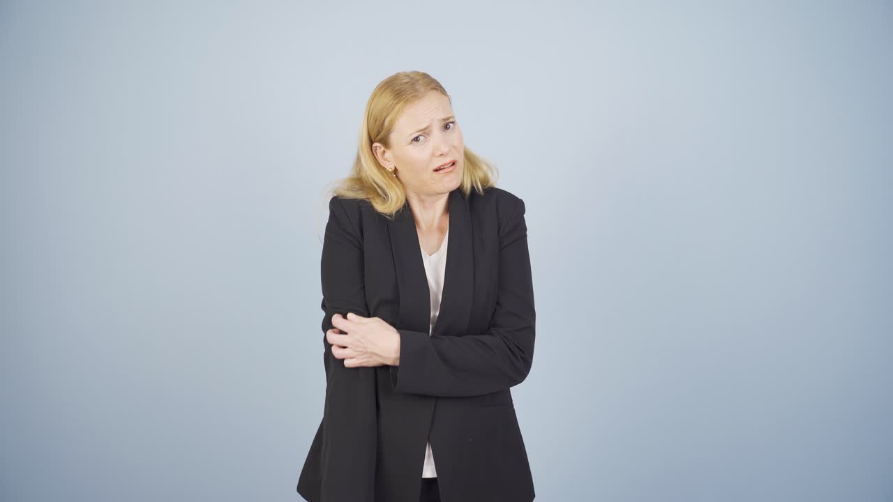 사업가 여자 가려움증. 가려움증.