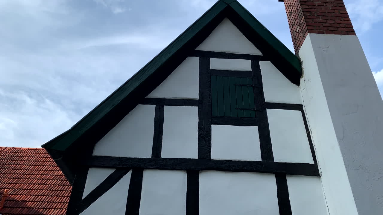4k antiguo edificio blanco de alemania