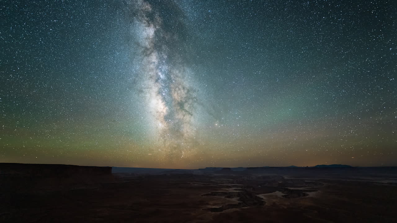 Beautiful Starry Night Sky Time Lapse Over Canyonlands Utah