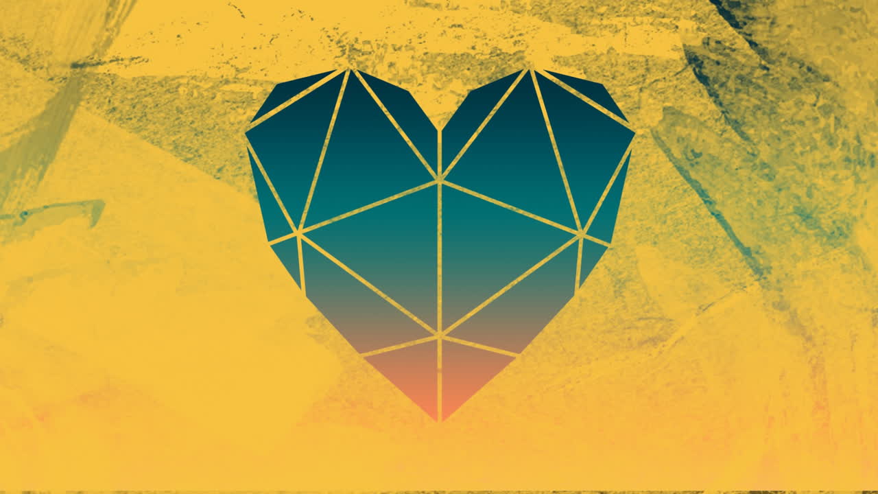 puesta de sol a través del primer plano en forma de corazón amarillo