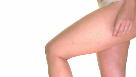 Cellulite-Bedeckt-Die-Haut