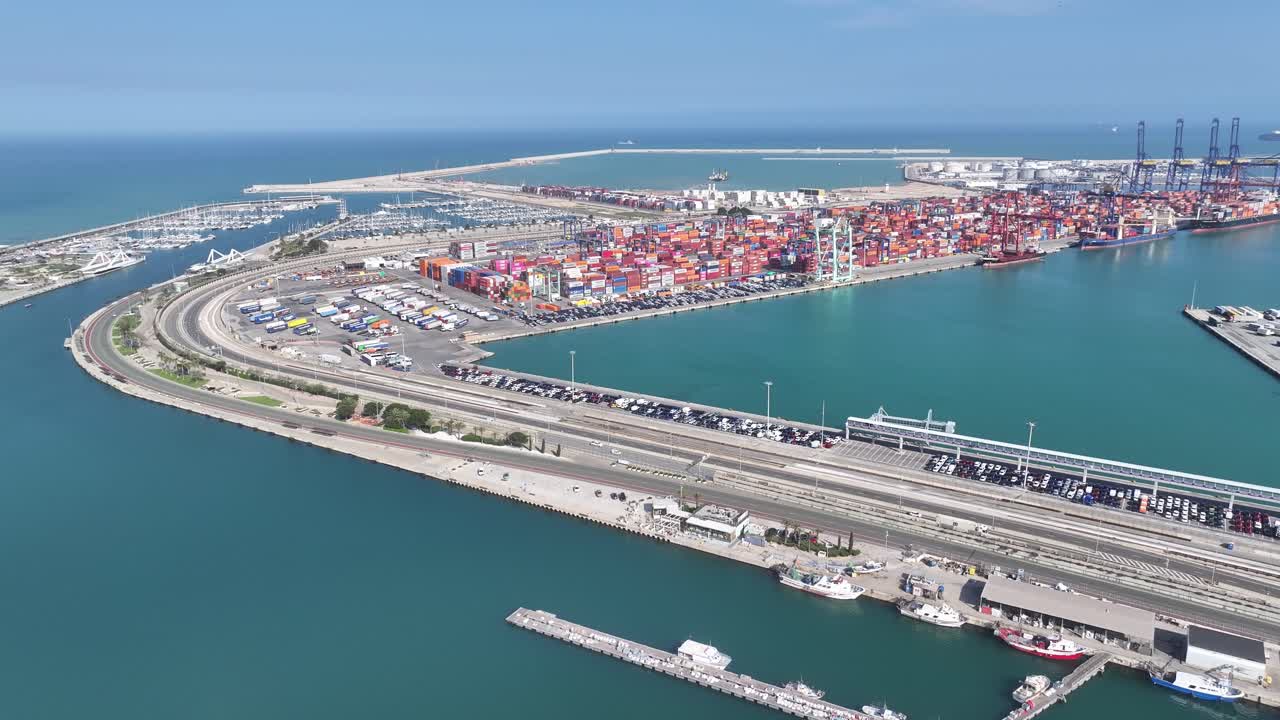 Valencia Skyline At Valencia In Valencian Community Spain. Urban Beach. Bay Water Scenery. Downtown City. Valencia Skyline At Valencia In Valencian Community Spain. Peaceful Landscape