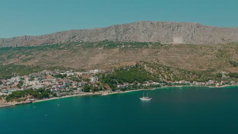 croacia costa aérea playas azul agua naturaleza limpio soleado vacaciones