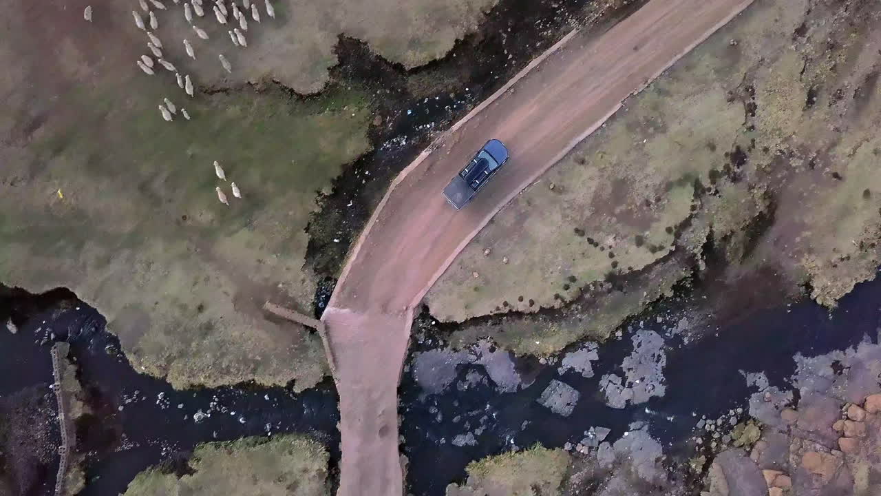 다시 길을  ⁇ 습니다.