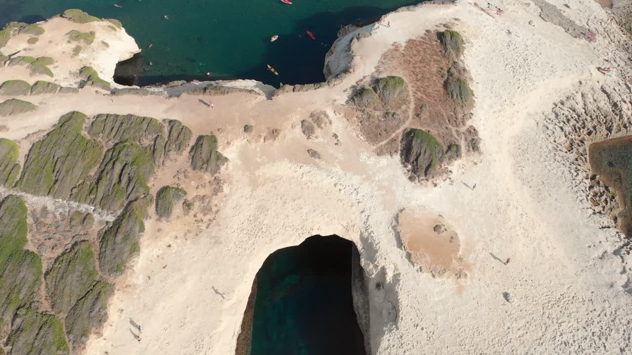 Aerial: zenital shot in s'Archittu