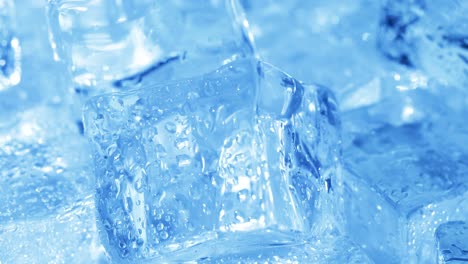 primer plano de cubitos de hielo, fondo abstracto.