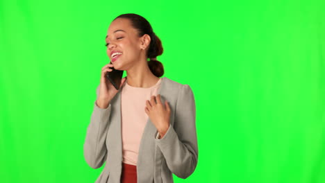 Greenscreen,-Telefonanruf-Und-Frau-Mit-Einem-Lächeln