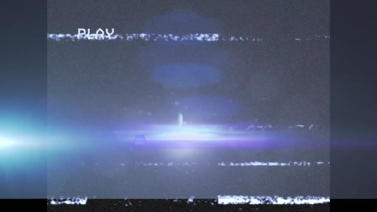 animación de la interfaz digital de reproducción con fallo en la pantalla y luz brillante