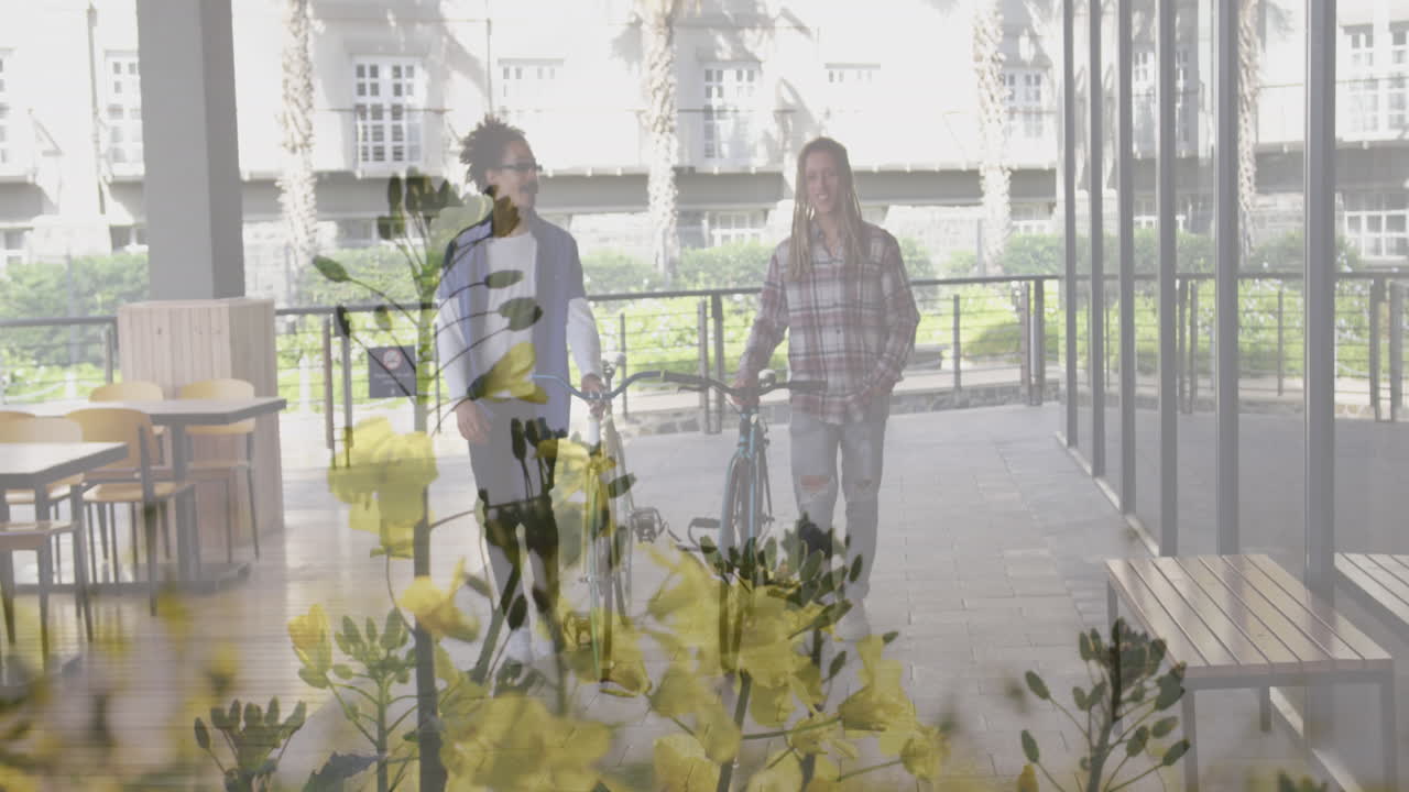animación de flores sobre diversas personas caminando con bicicletas.
