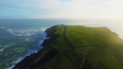 Schöne-Aussicht-Auf-Den-Leuchtturm-Von-West-Cork-4k