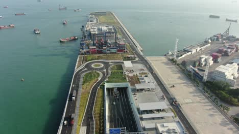 Hong-Kong-Underwater-Tunnel-linking-Chek-Lap-Kok-airport-and-Tuen-Mun,-Aerial-view