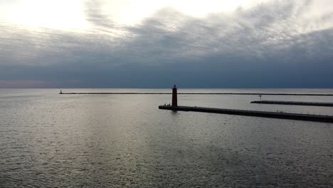 vista de drones de los faros de pere marquette