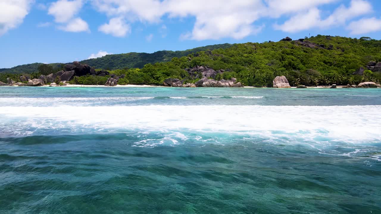 seychelles la digue rocas aéreo drone23.mp4