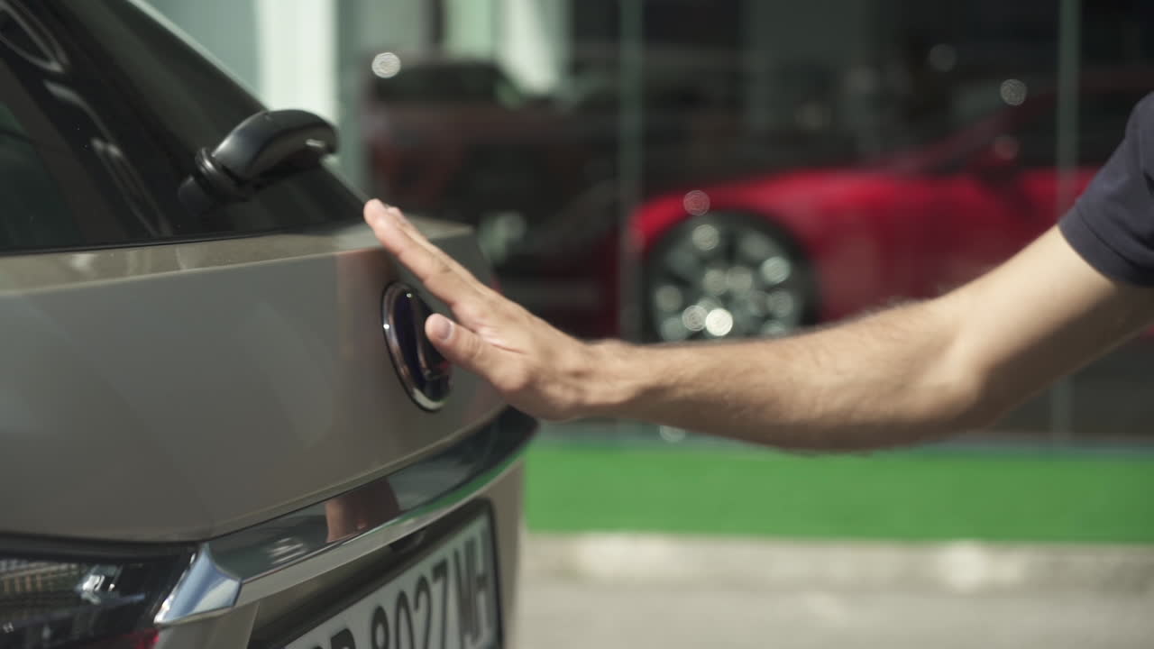 Car opening trunk with sensor perception